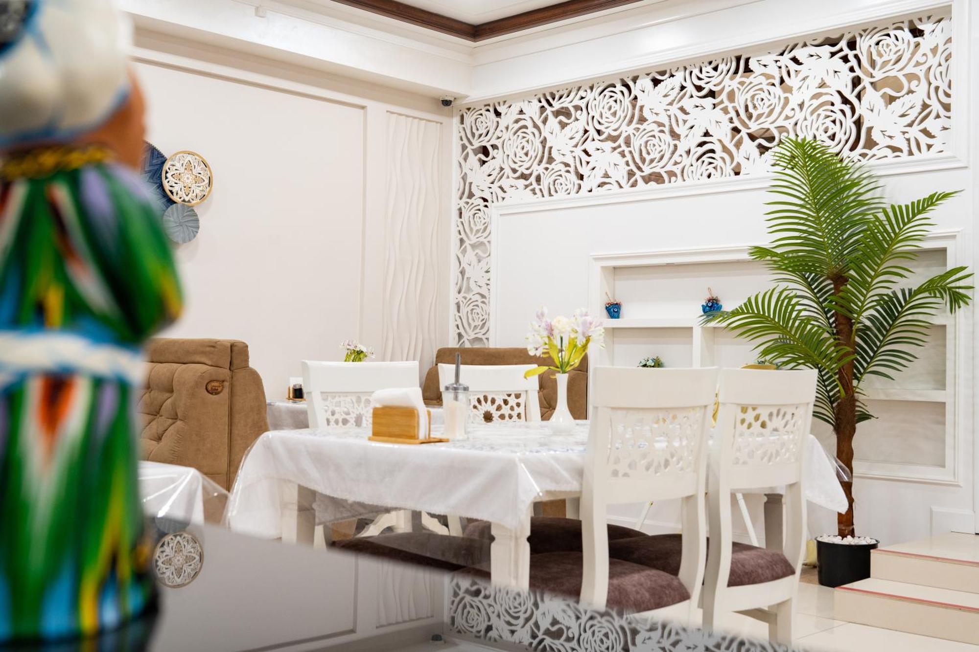 Meros Boutique Hotel Samarkand Exterior photo