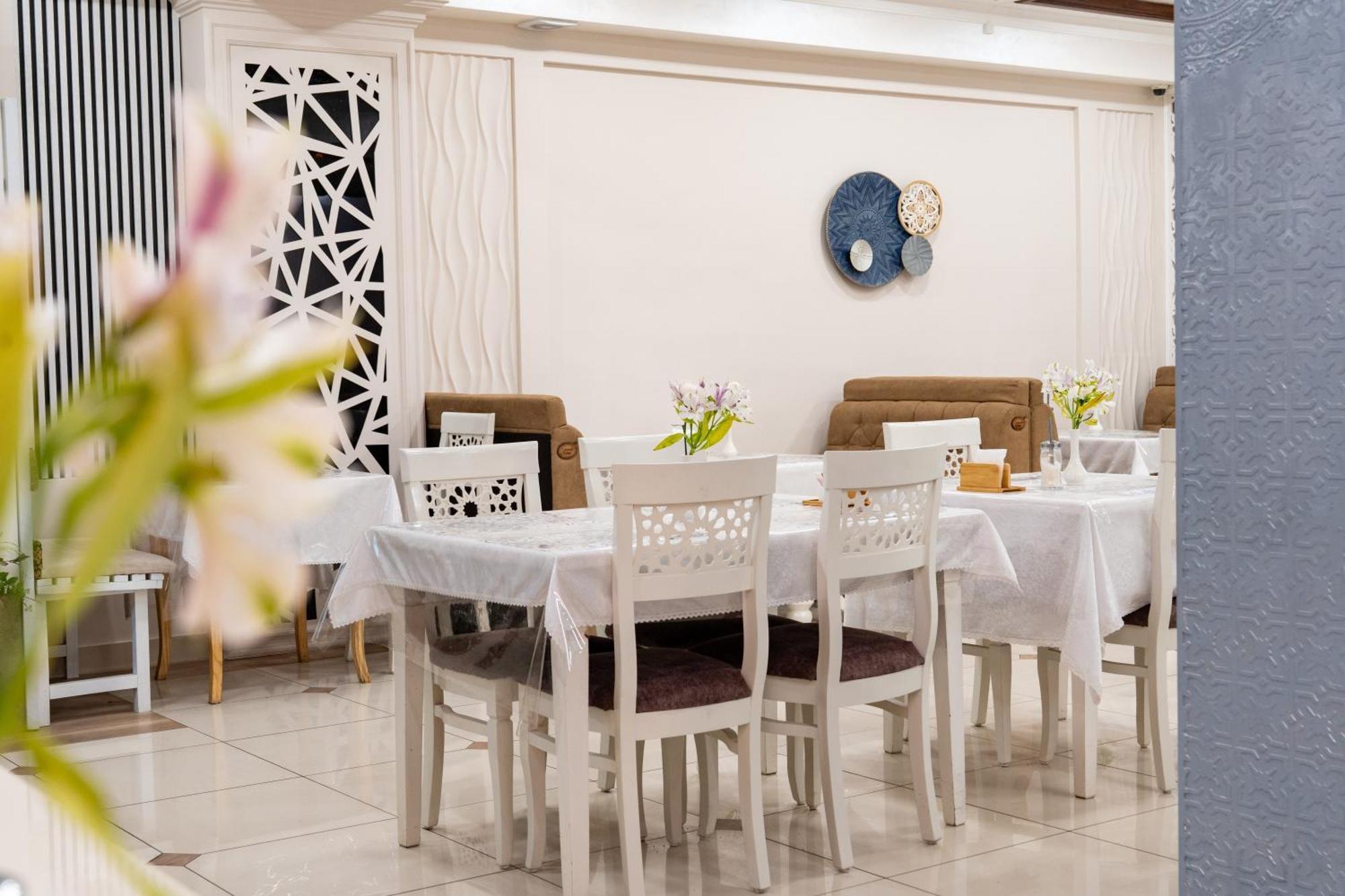 Meros Boutique Hotel Samarkand Exterior photo