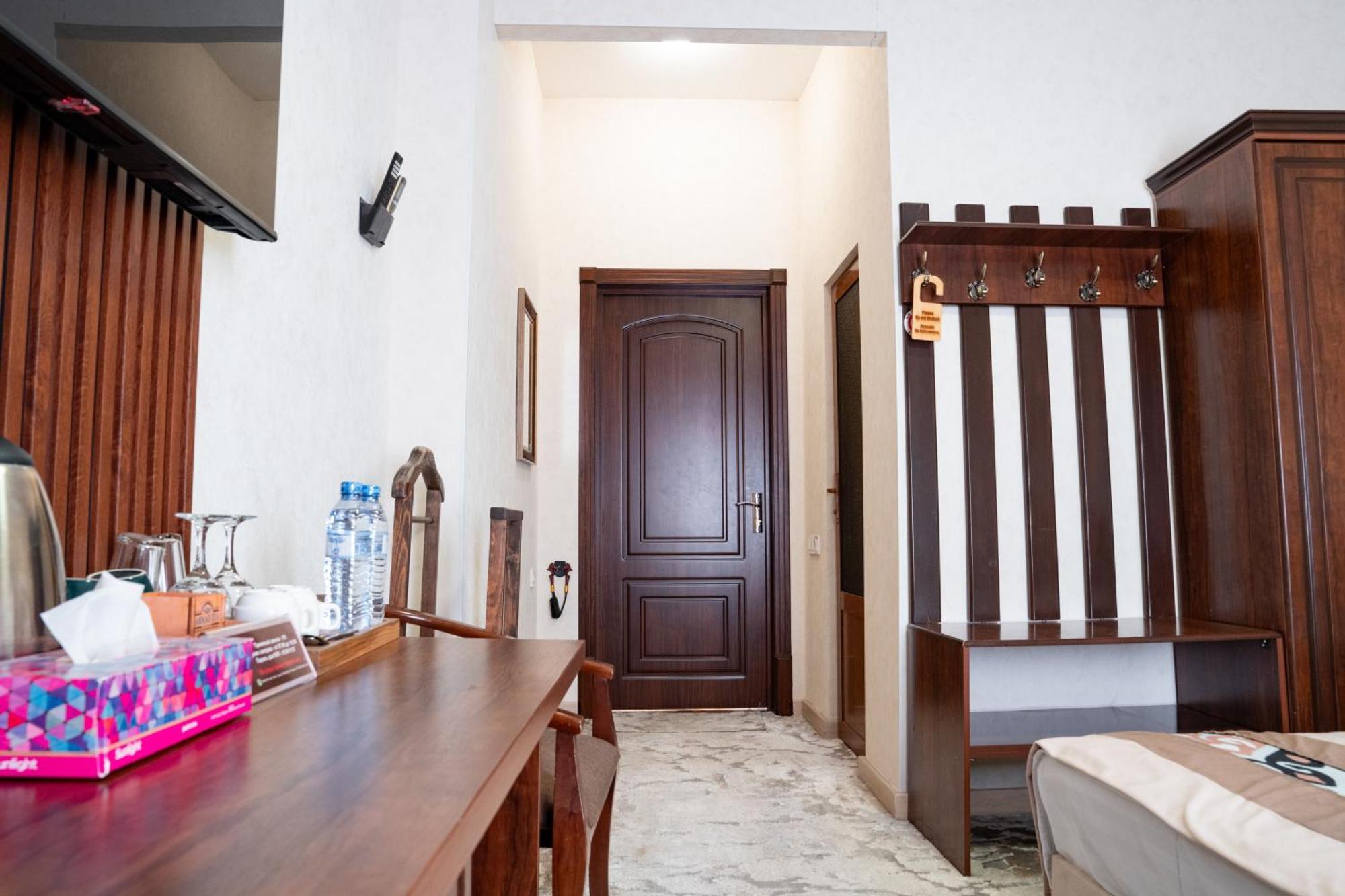 Meros Boutique Hotel Samarkand Exterior photo